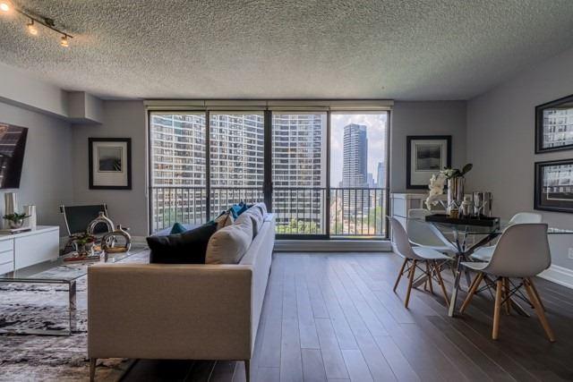 1430 - 33 Harbour Sq, Condo with 1 bedrooms, 1 bathrooms and 1 parking in Toronto ON | Image 22
