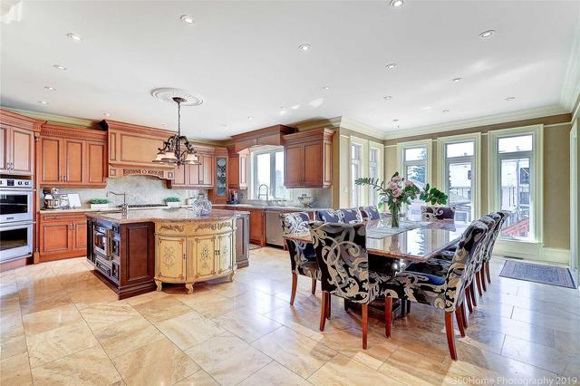 31 Glenbrook Ave, House detached with 5 bedrooms, 4 bathrooms and 6 parking in Toronto ON | Image 8