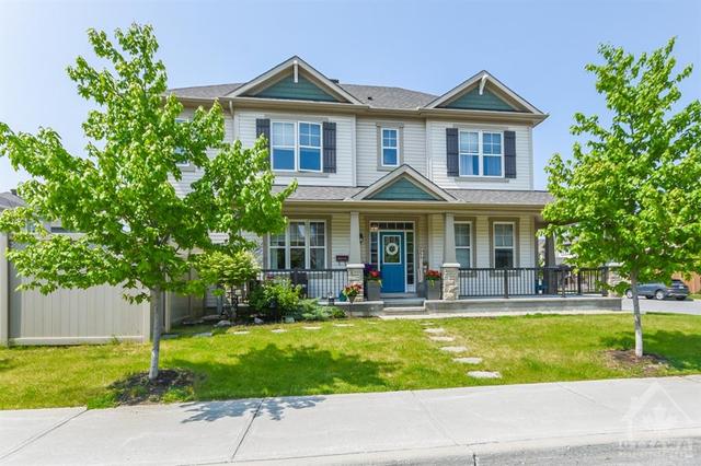 897 Whimbrel Way, House detached with 3 bedrooms, 4 bathrooms and 4 parking in Ottawa ON | Image 2