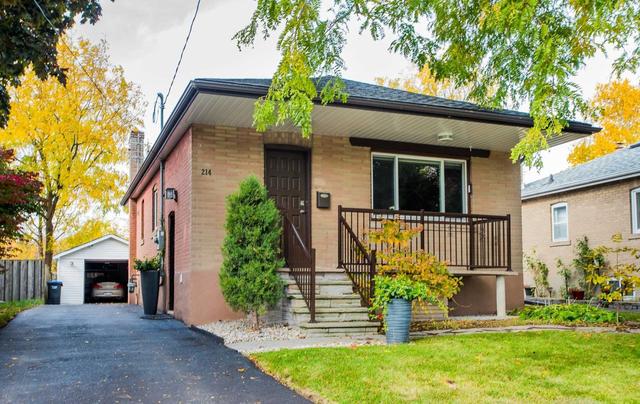214 Queen St W, House detached with 2 bedrooms, 2 bathrooms and 5 parking in Mississauga ON | Image 23