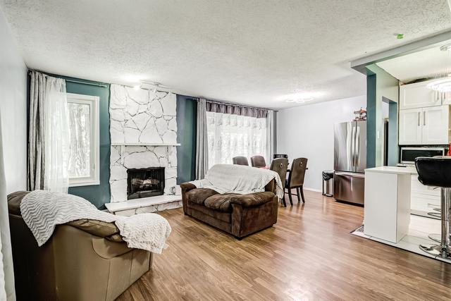 224 Pinemill Mews Ne, Home with 4 bedrooms, 2 bathrooms and 3 parking in Calgary AB | Image 4