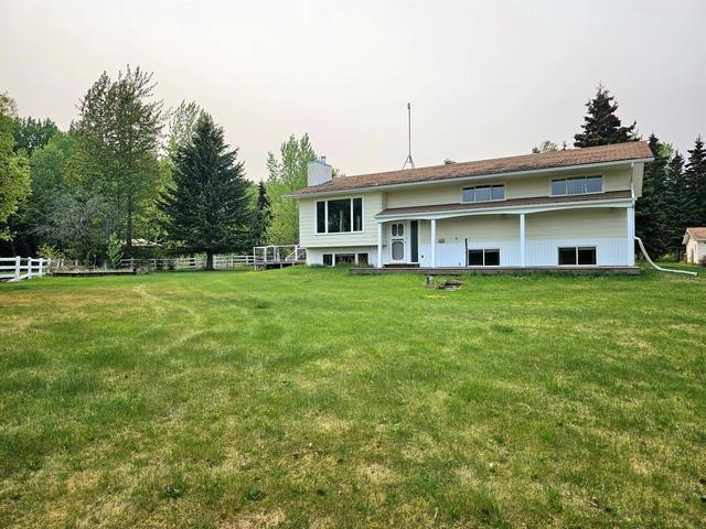 585006 Range Road 121, House detached with 6 bedrooms, 3 bathrooms and null parking in Woodlands County AB | Image 1