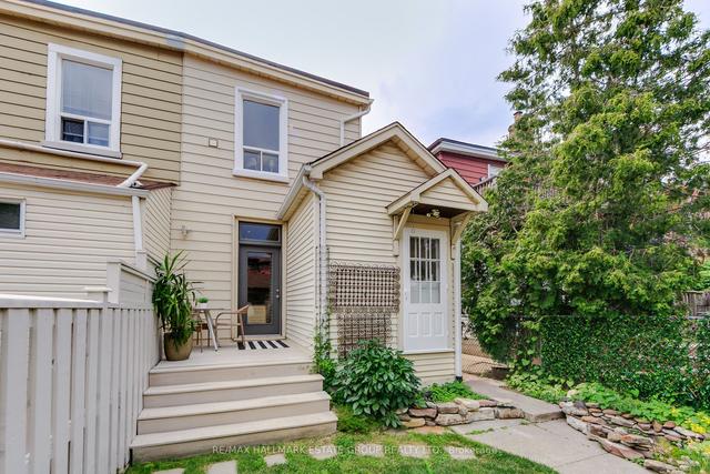 159 Shaw St, House semidetached with 3 bedrooms, 2 bathrooms and 2 parking in Toronto ON | Image 26