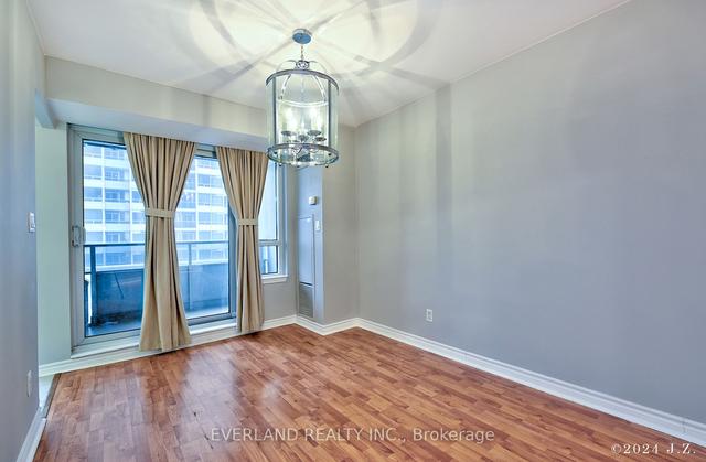 412 - 8 Rean Dr, Condo with 2 bedrooms, 2 bathrooms and 1 parking in Toronto ON | Image 3