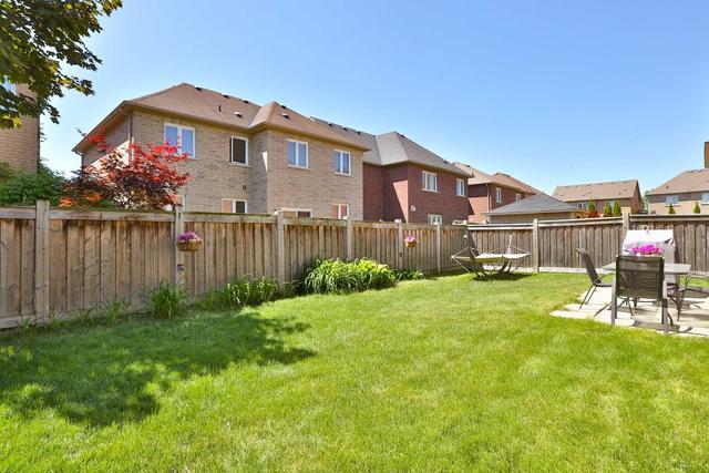 1070 Warby Tr, House detached with 3 bedrooms, 3 bathrooms and 6 parking in Newmarket ON | Image 30