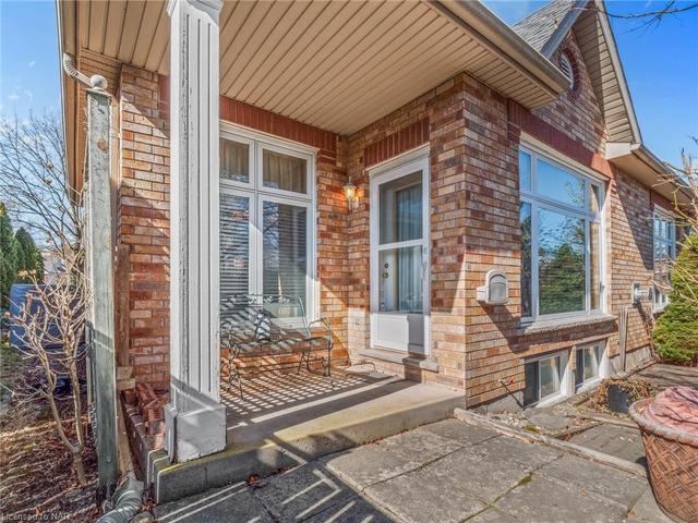 2290 Stonehaven Avenue, House attached with 2 bedrooms, 2 bathrooms and 6 parking in Niagara Falls ON | Image 24