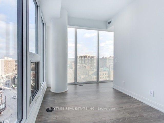 1603 - 181 Dundas St E, Condo with 2 bedrooms, 1 bathrooms and 0 parking in Toronto ON | Image 12