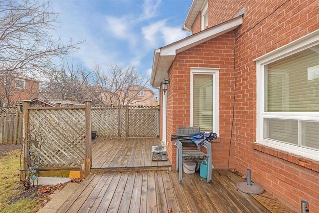 15 Murdoch Dr, House detached with 3 bedrooms, 4 bathrooms and 6 parking in Brampton ON | Image 33
