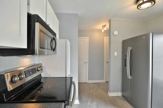 88 - 900 Central Park Dr, Townhouse with 3 bedrooms, 2 bathrooms and 1 parking in Brampton ON | Image 5