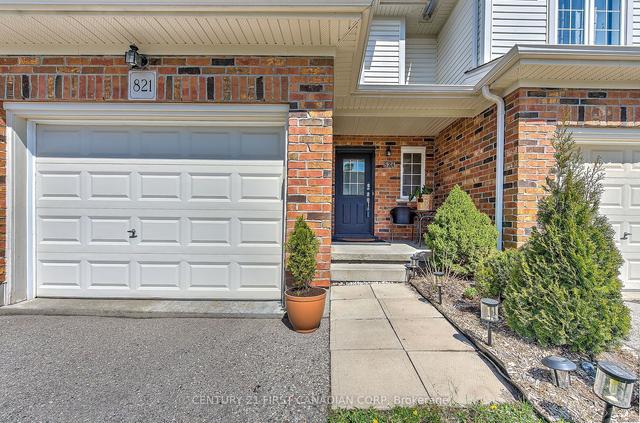 821 Silverfox Cres, House attached with 3 bedrooms, 4 bathrooms and 2 parking in London ON | Image 29