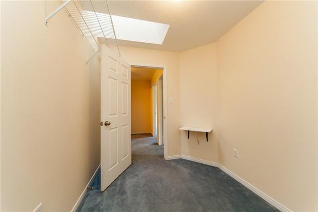 45 - 42 Pinery Tr, Townhouse with 3 bedrooms, 2 bathrooms and 2 parking in Toronto ON | Image 16