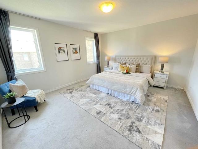 91 Decast Cres, House attached with 3 bedrooms, 3 bathrooms and 2 parking in Markham ON | Image 9