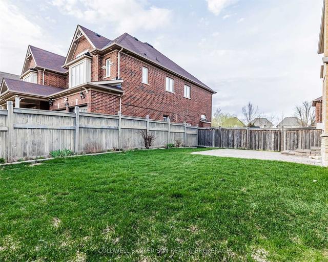 49 Maybeck Dr N, House detached with 4 bedrooms, 5 bathrooms and 6 parking in Brampton ON | Image 32