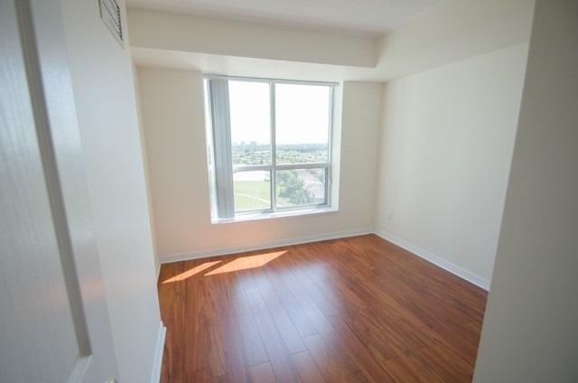 1504 - 4879 Kimbermount Ave, Condo with 2 bedrooms, 2 bathrooms and 1 parking in Mississauga ON | Image 10