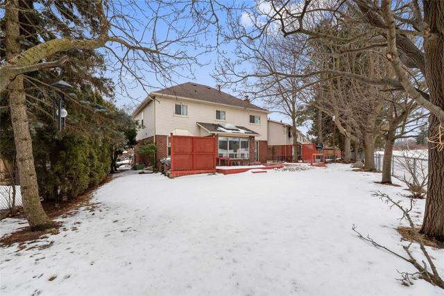 1123 Harvest Dr, House detached with 4 bedrooms, 3 bathrooms and 6 parking in Pickering ON | Image 28