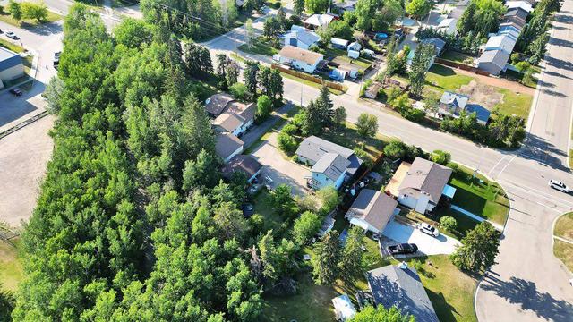 4605 45 Avenue, House detached with 4 bedrooms, 3 bathrooms and 8 parking in Sylvan Lake AB | Image 45