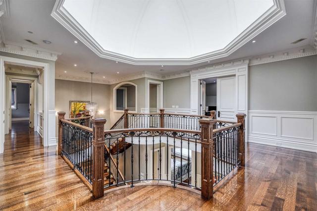 49 Plymbridge Rd, House detached with 5 bedrooms, 9 bathrooms and 10 parking in Toronto ON | Image 8