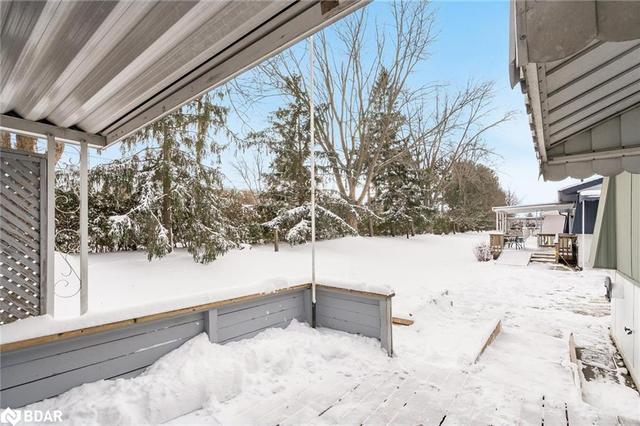 13 Cherrywood Lane, House detached with 2 bedrooms, 1 bathrooms and 2 parking in Innisfil ON | Image 6