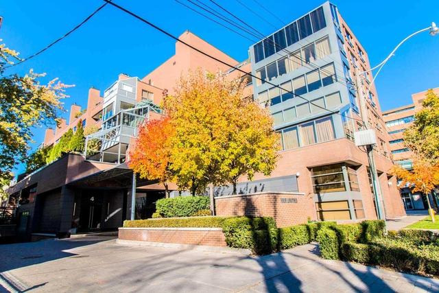 606 - 4 Lowther Ave, Condo with 2 bedrooms, 3 bathrooms and 1 parking in Toronto ON | Image 1