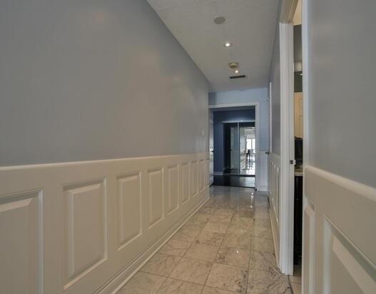 ph 6 - 880 Dundas St W, Condo with 2 bedrooms, 3 bathrooms and 2 parking in Mississauga ON | Image 13