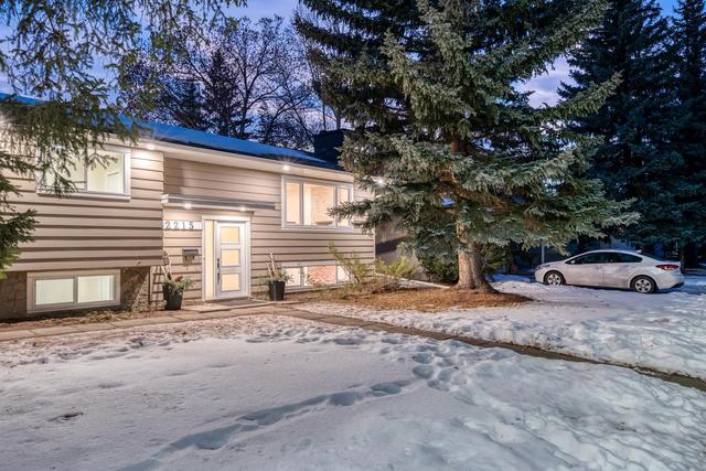 2215 Palliser Drive Sw, House detached with 4 bedrooms, 3 bathrooms and 4 parking in Calgary AB | Image 36