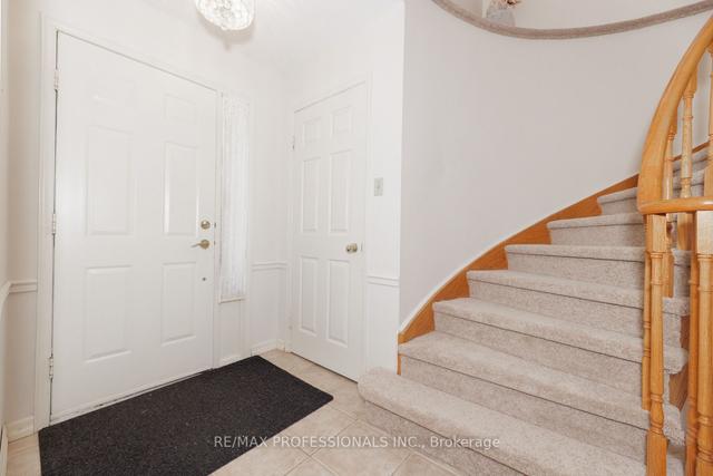 1160 Pebblestone Cres, House detached with 4 bedrooms, 3 bathrooms and 4 parking in Pickering ON | Image 12