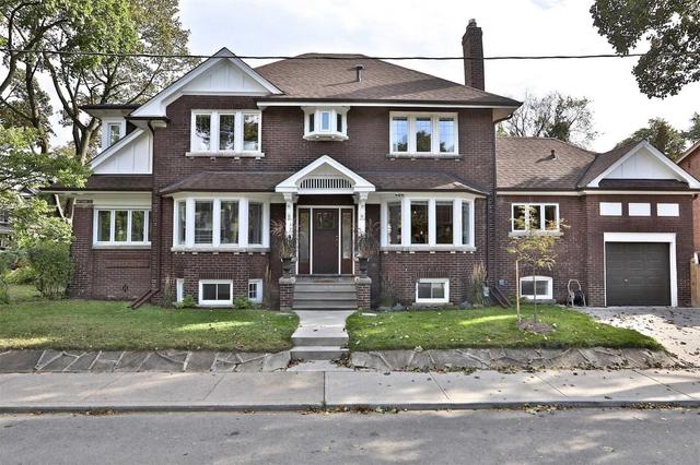 60 Playter Blvd, House detached with 4 bedrooms, 3 bathrooms and 1 parking in Toronto ON | Image 1