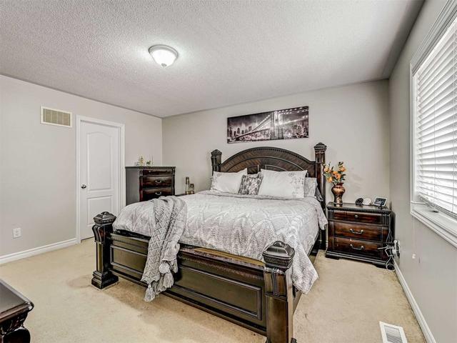 80 Daden Oaks Dr, House semidetached with 4 bedrooms, 4 bathrooms and 3 parking in Brampton ON | Image 5