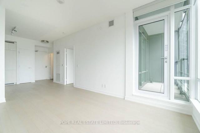 s217 - 455 Front St E, Condo with 1 bedrooms, 1 bathrooms and 0 parking in Toronto ON | Image 2