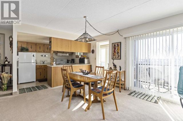 313 Macdonald Ave # 402, Condo with 2 bedrooms, 1 bathrooms and null parking in Sault Ste. Marie ON | Image 6