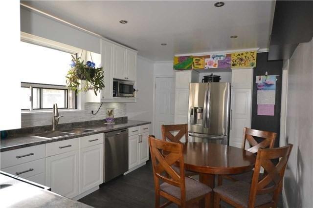 29 English St, House detached with 3 bedrooms, 2 bathrooms and 1 parking in Brampton ON | Image 5