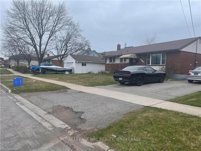 7274 Merritt Ave, House detached with 3 bedrooms, 2 bathrooms and 3 parking in Niagara Falls ON | Image 14