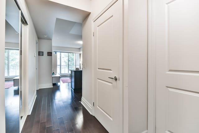 202B - 21 Upper Duke Cres, Condo with 1 bedrooms, 2 bathrooms and 1 parking in Markham ON | Image 3
