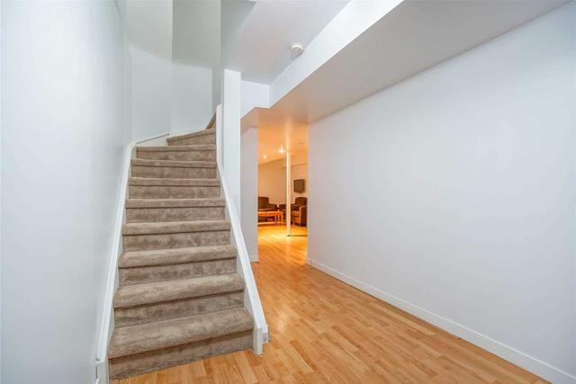 73 Kenwood Dr, Townhouse with 3 bedrooms, 3 bathrooms and 3 parking in Brampton ON | Image 16