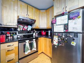 433 &amp; 433(a) 53 Avenue Sw, Home with 4 bedrooms, 2 bathrooms and 4 parking in Calgary AB | Image 7