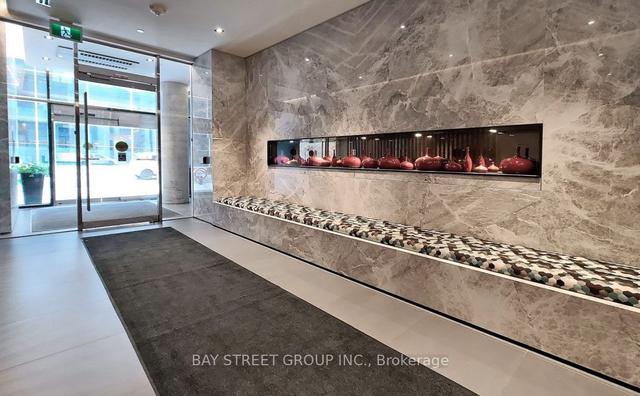 2410 - 215 Queen St W, Condo with 1 bedrooms, 1 bathrooms and 0 parking in Toronto ON | Image 14