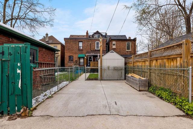243 Gilmour Ave, House attached with 3 bedrooms, 2 bathrooms and 2 parking in Toronto ON | Image 16