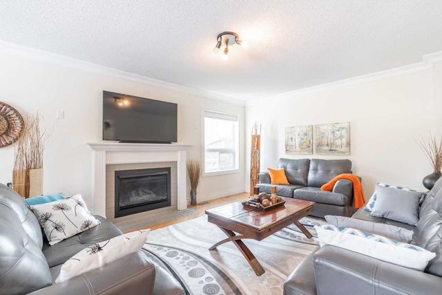 95 Niska Dr, House detached with 3 bedrooms, 4 bathrooms and 5 parking in Hamilton ON | Image 3