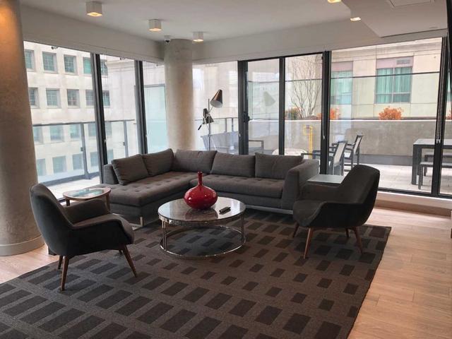 1610 - 215 Queen St W, Condo with 0 bedrooms, 1 bathrooms and 0 parking in Toronto ON | Image 21