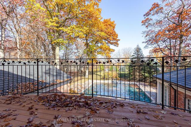 2438 Doulton Dr, House detached with 6 bedrooms, 8 bathrooms and 24 parking in Mississauga ON | Image 18