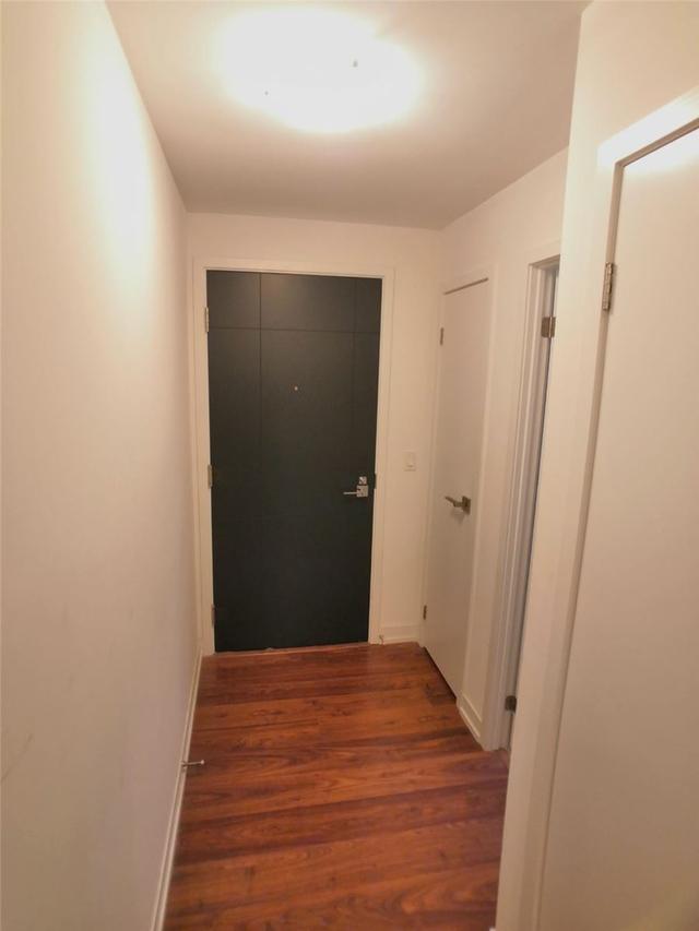 1915 - 98 Lillian St, Condo with 1 bedrooms, 1 bathrooms and 0 parking in Toronto ON | Image 11