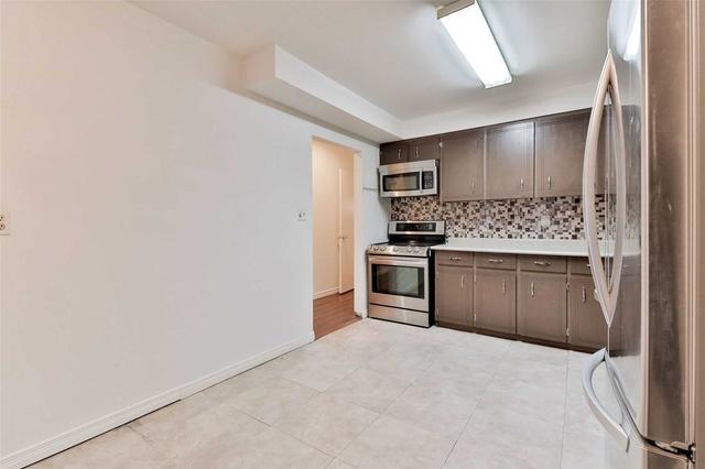 78 Halsey Ave, House attached with 3 bedrooms, 2 bathrooms and 2 parking in Toronto ON | Image 23
