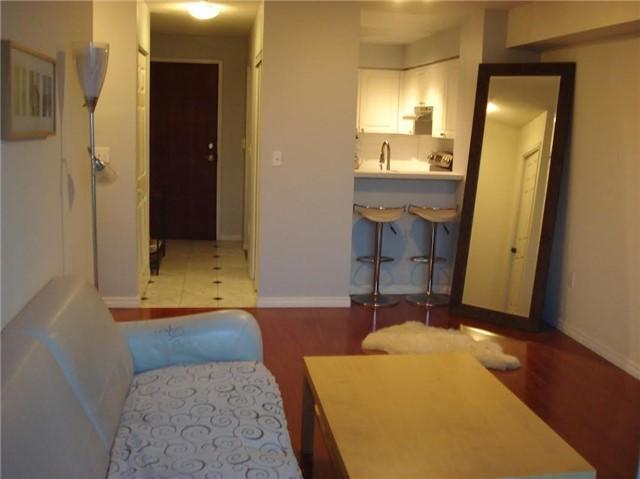 lph11 - 8 Pemberton Ave, Condo with 1 bedrooms, 1 bathrooms and 1 parking in Toronto ON | Image 3