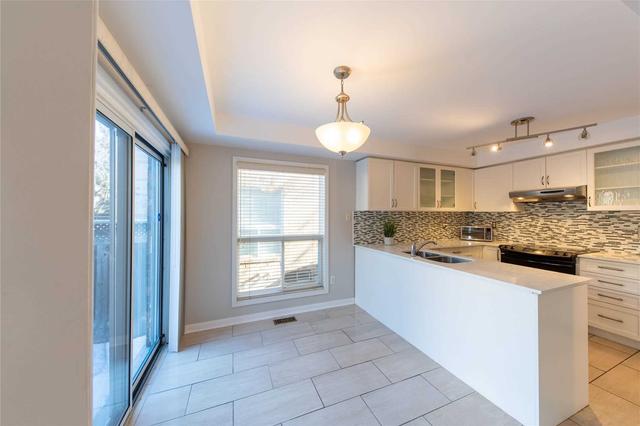 1355 Ridgebank Dr, House detached with 3 bedrooms, 3 bathrooms and 3 parking in Oakville ON | Image 18