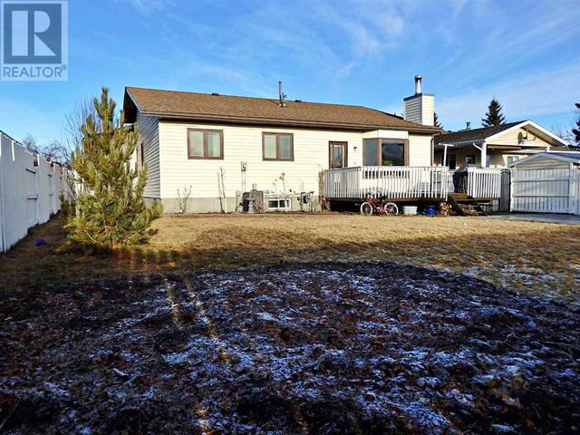 6007 51 Avenue, House detached with 5 bedrooms, 3 bathrooms and 2 parking in Vermilion AB | Image 2