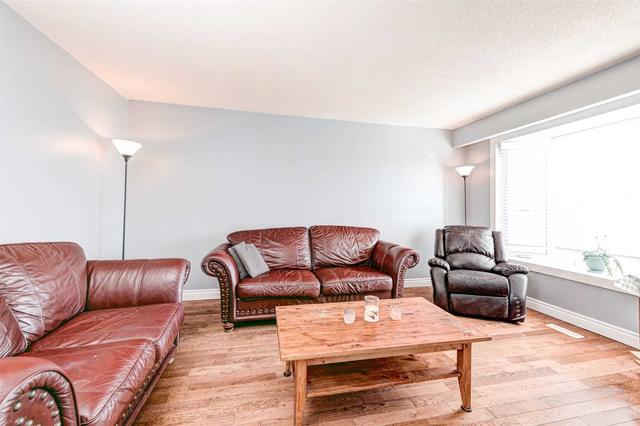78 Fanshawe Dr, House attached with 3 bedrooms, 2 bathrooms and 4 parking in Brampton ON | Image 20