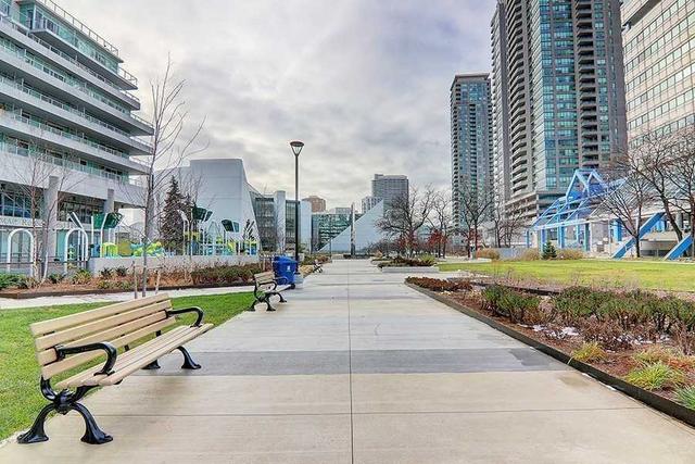 ph02 - 50 Town Centre Crt, Condo with 2 bedrooms, 2 bathrooms and 1 parking in Toronto ON | Image 16