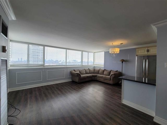 1606 - 80 Antibes Dr, Condo with 3 bedrooms, 2 bathrooms and 1 parking in Toronto ON | Image 10
