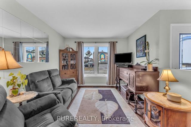 8 Brantdale Ave, House semidetached with 2 bedrooms, 2 bathrooms and 2 parking in Hamilton ON | Image 27