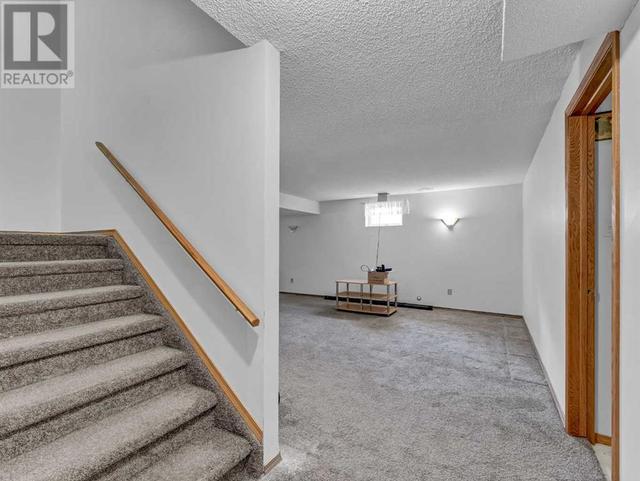 915 7 Street Se, House detached with 4 bedrooms, 3 bathrooms and 2 parking in Redcliff AB | Image 28